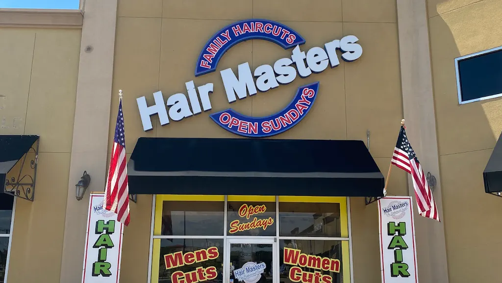 Hair masters McPherson — Hair salon in Laredo